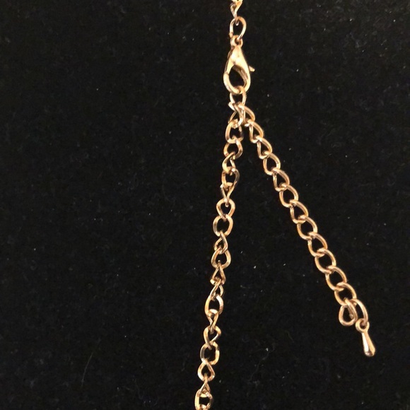 Gold Heart Pendant Necklace - Picture 3 of 5